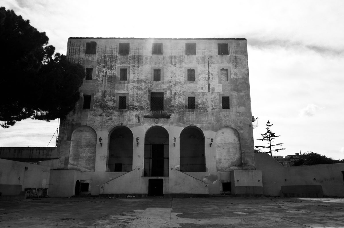 FOLLE. Tour dalla Real Casa dei Matti all\\\'outsider art palermitana